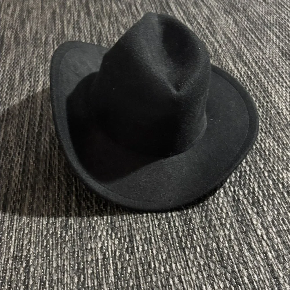 Cowgirl hat - Picture 2 of 3